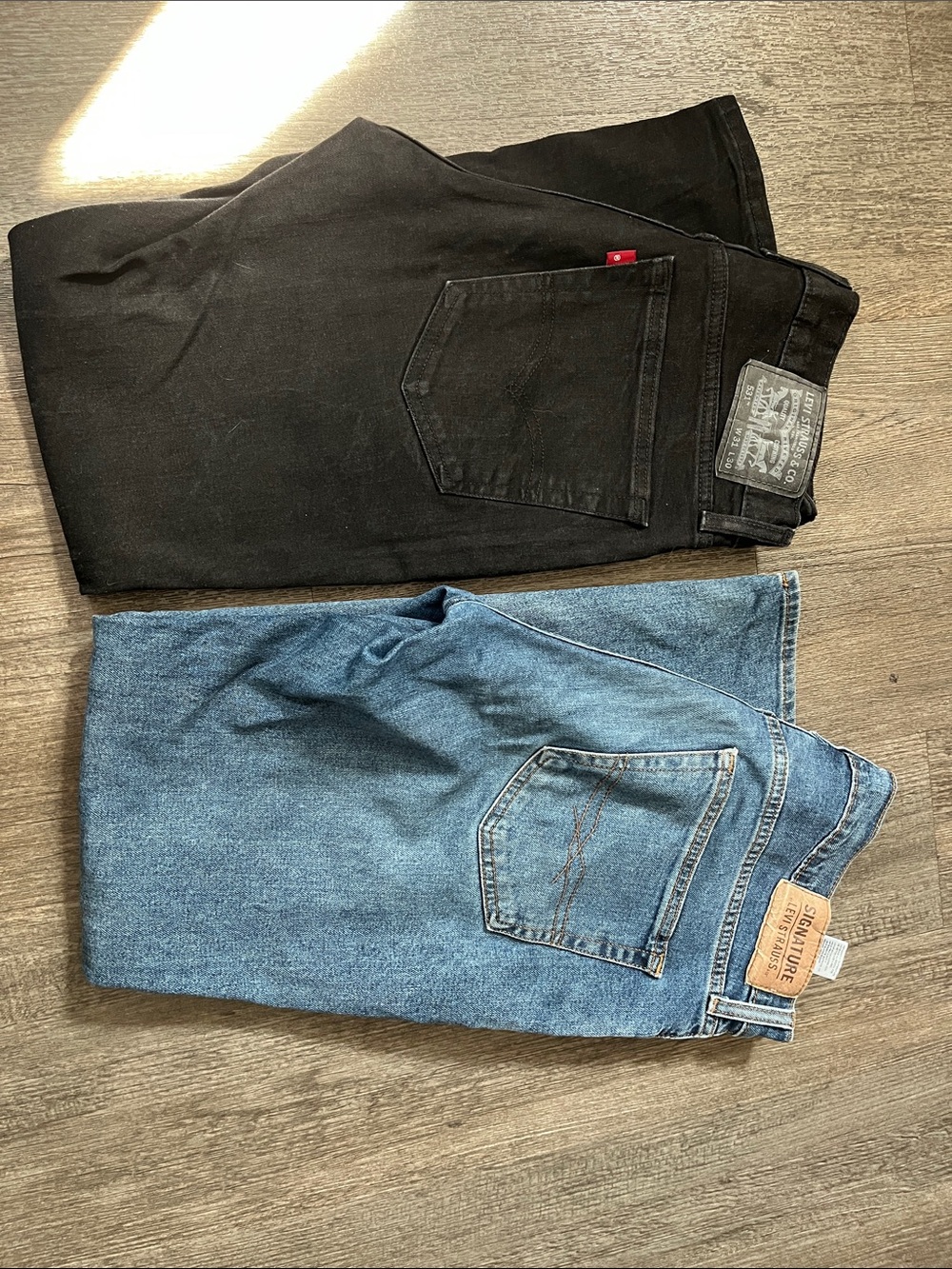 Levi Strauss, Levi Signature